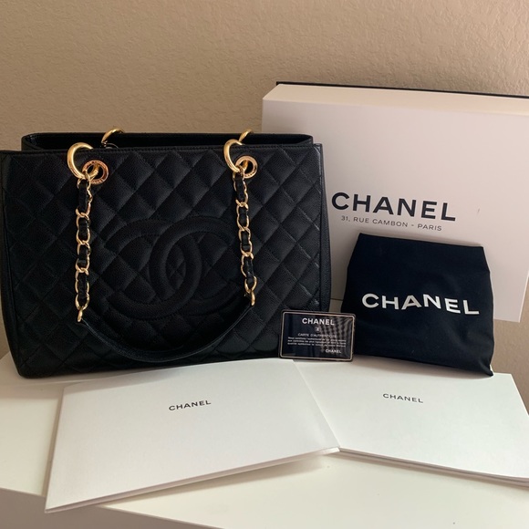 ❌SOLD❌ 💯%Authentic Chanel GST caviar Leather - Picture 8 of 8